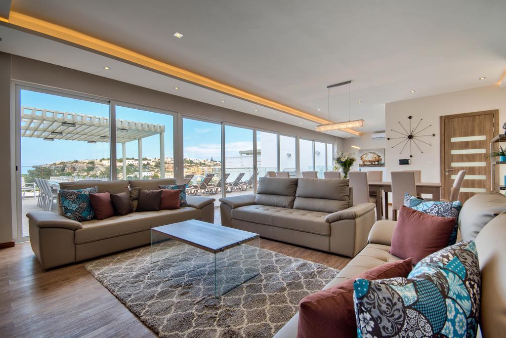 Villa Gaia - Sunset Views, Indoor Heated Pool, Sauna And Games Room المليحة المظهر الخارجي الصورة