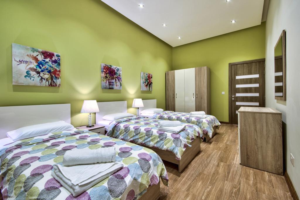 Villa Gaia - Sunset Views, Indoor Heated Pool, Sauna And Games Room المليحة المظهر الخارجي الصورة