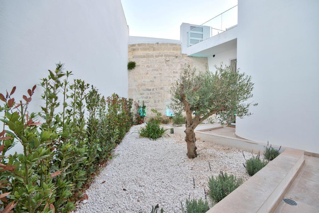 Villa Gaia - Sunset Views, Indoor Heated Pool, Sauna And Games Room المليحة المظهر الخارجي الصورة